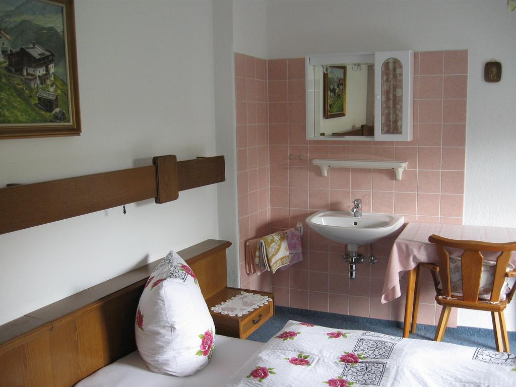 Apartment Hubert Praxmarer Fulpmes Chambre photo